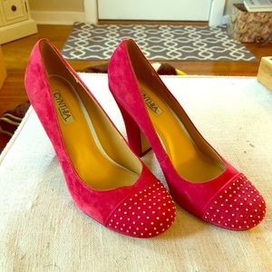 Red Velvet Gold Studded High Heels 👠